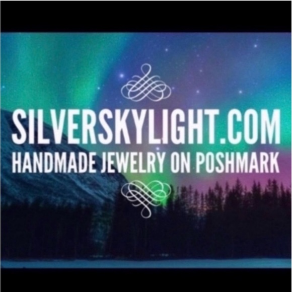 π΄β SALE ! red dot items are 2 for $25 . Bundle more than 3 and its $10 each π - Picture 11 of 11